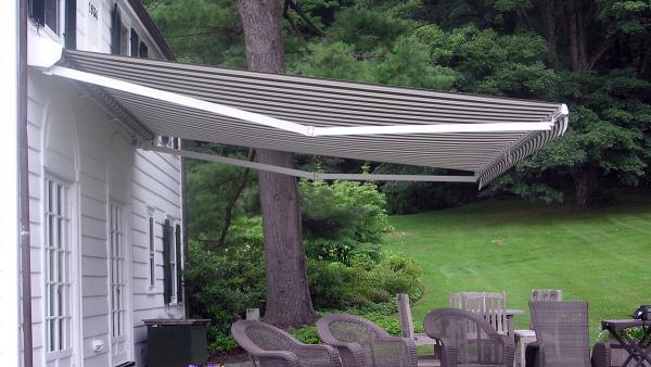 Retractable Awnings